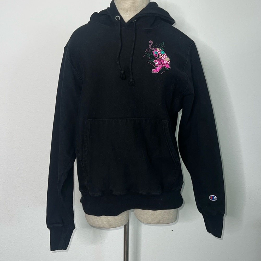 Champion Reverse Weave Tiger Lunar New Year Graphic Hoodie